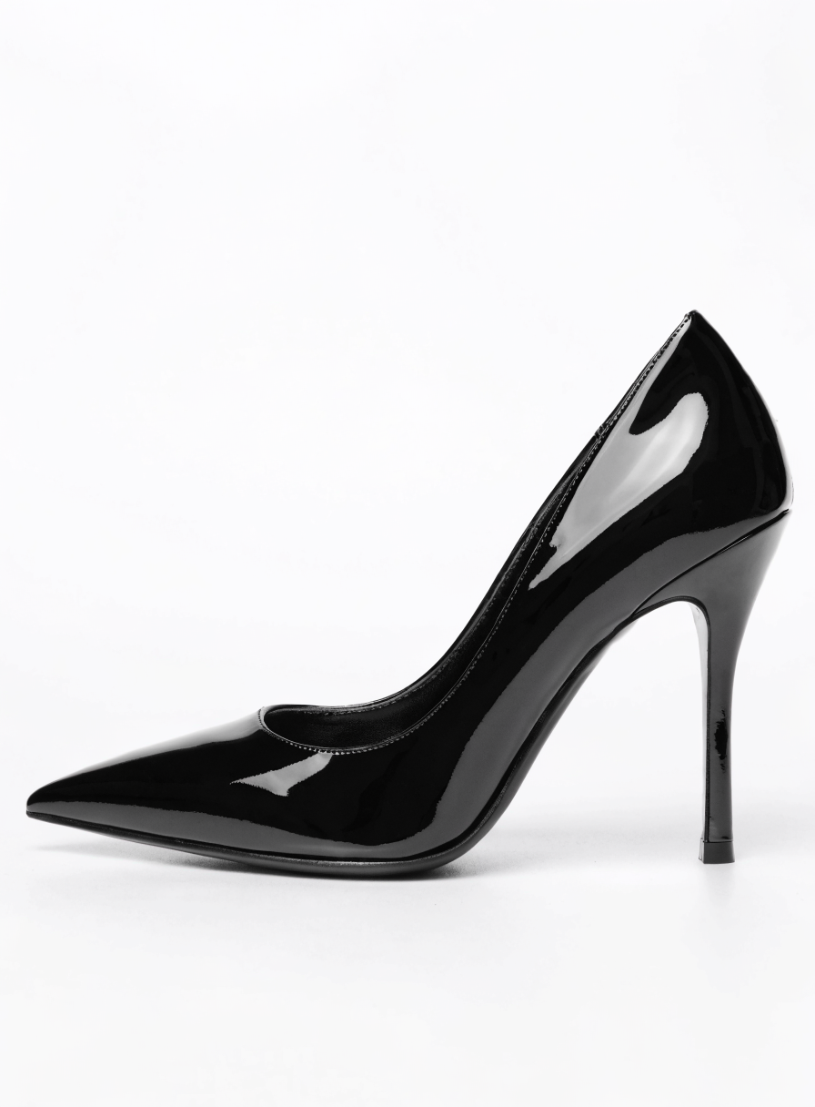 Escarpin stiletto Angel Alarcon, talon aiguille et ligne élégante en cuir